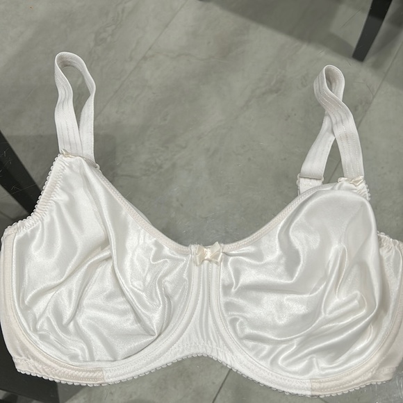 Prima Donna underwire, unlined bra - Picture 1 of 6